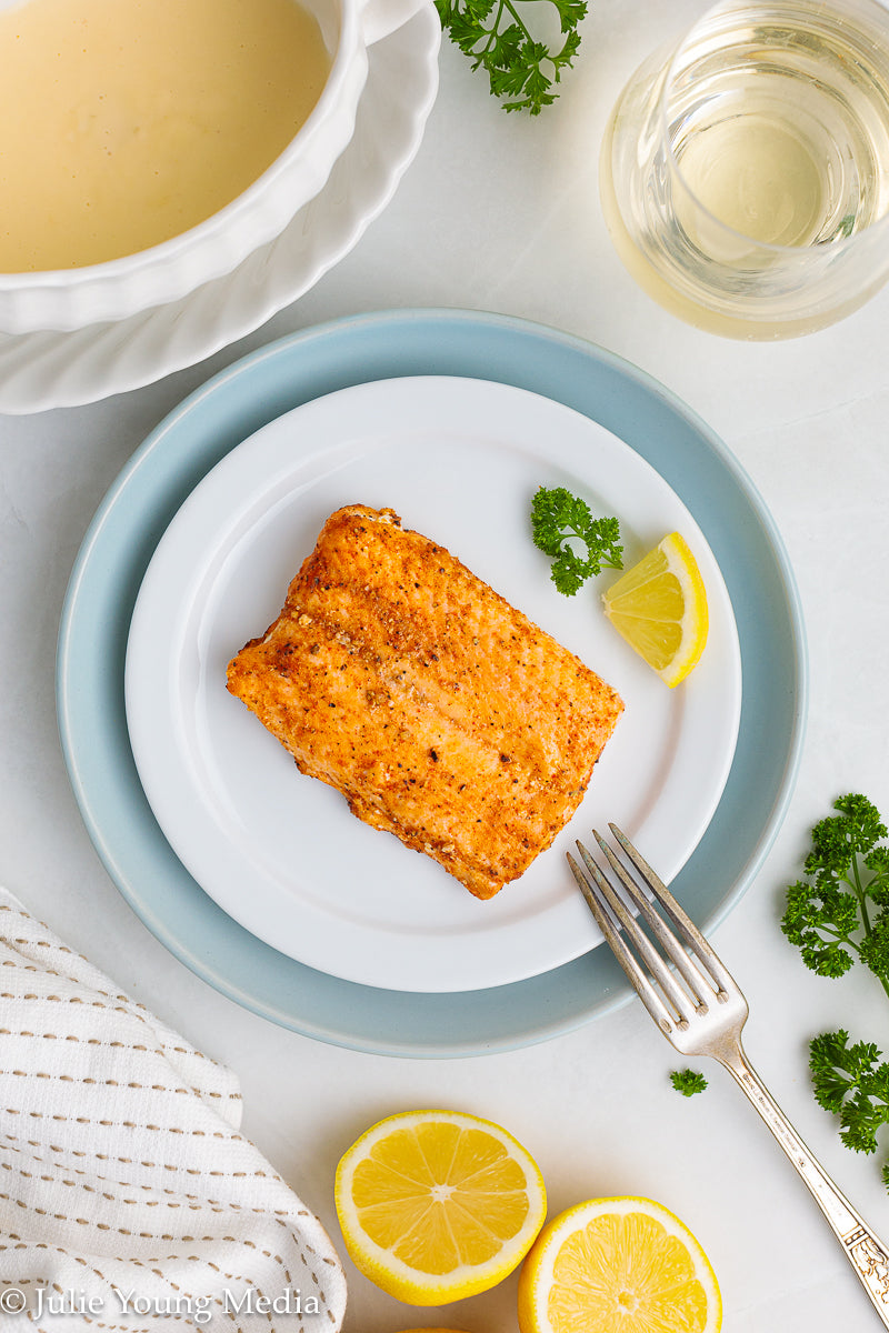 BUNDLE! Air Fryer Frozen Salmon + Lemon Butter Sauce (Beurre Blanc)