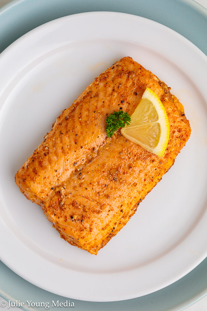 BUNDLE! Air Fryer Frozen Salmon + Lemon Butter Sauce (Beurre Blanc)