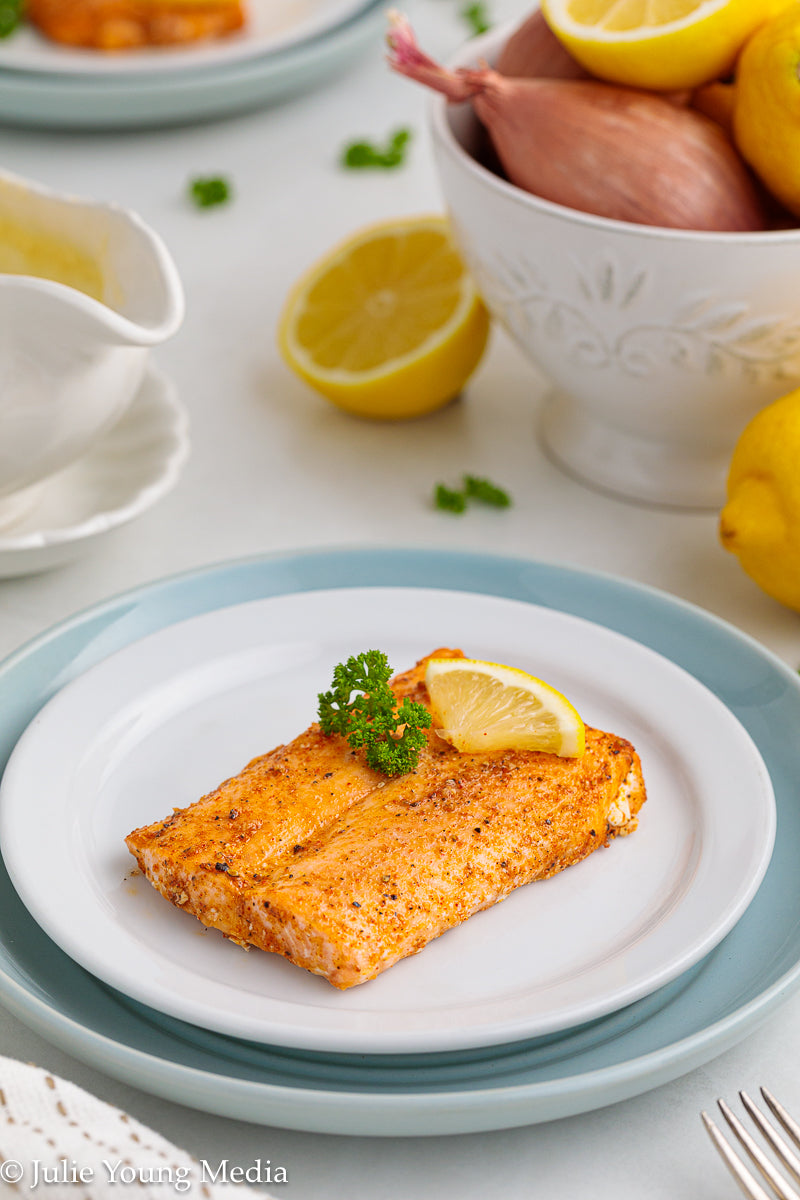 BUNDLE! Air Fryer Frozen Salmon + Lemon Butter Sauce (Beurre Blanc)