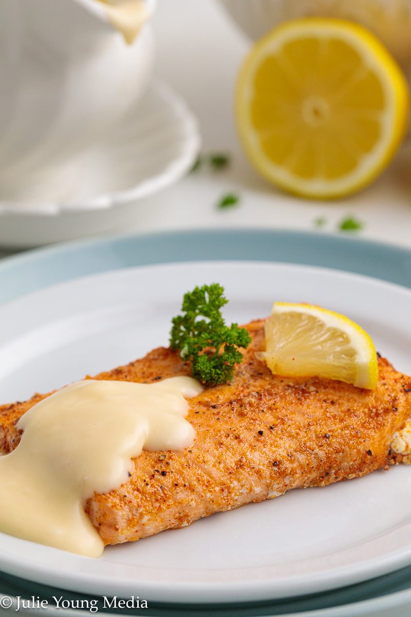 BUNDLE! Air Fryer Frozen Salmon + Lemon Butter Sauce (Beurre Blanc)