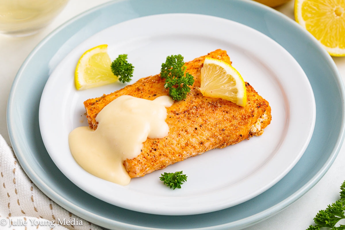 BUNDLE! Air Fryer Frozen Salmon + Lemon Butter Sauce (Beurre Blanc)