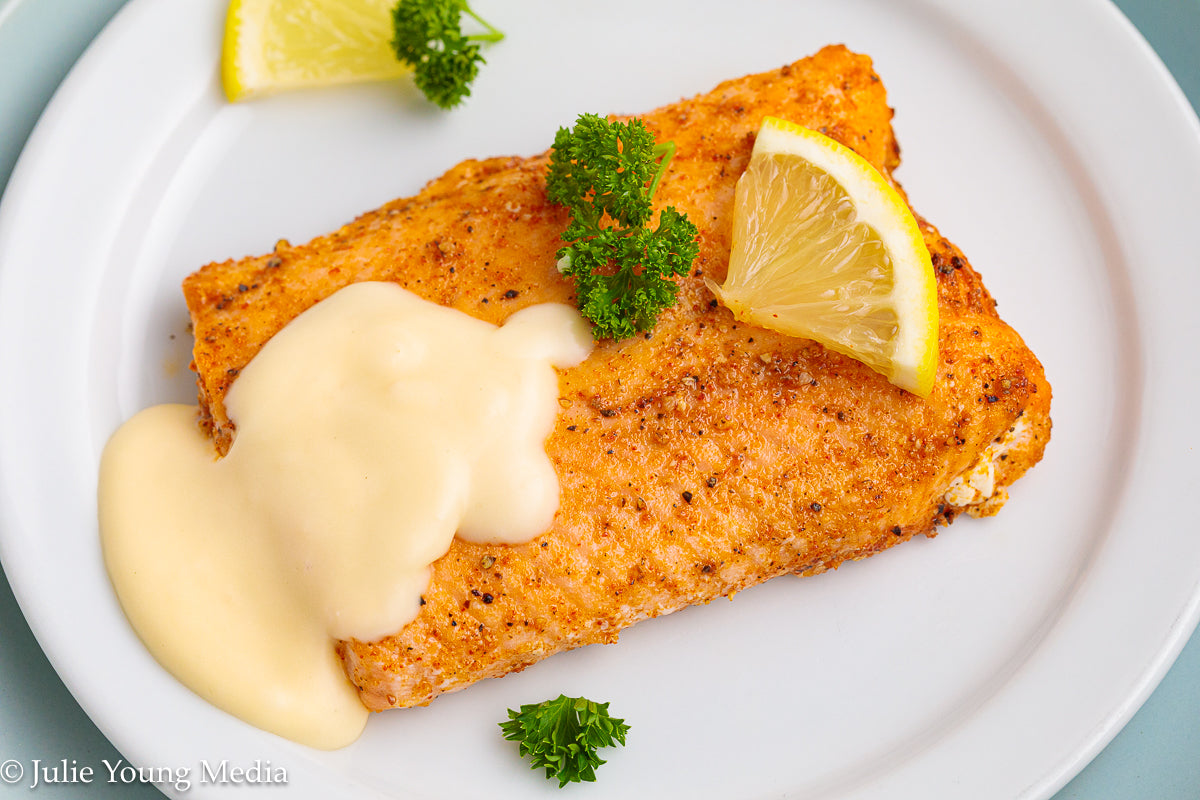 BUNDLE! Air Fryer Frozen Salmon + Lemon Butter Sauce (Beurre Blanc)