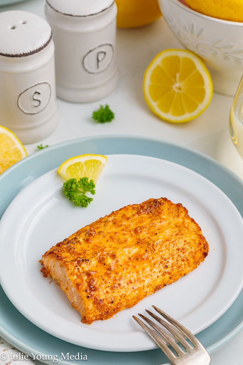 BUNDLE! Air Fryer Frozen Salmon + Lemon Butter Sauce (Beurre Blanc)