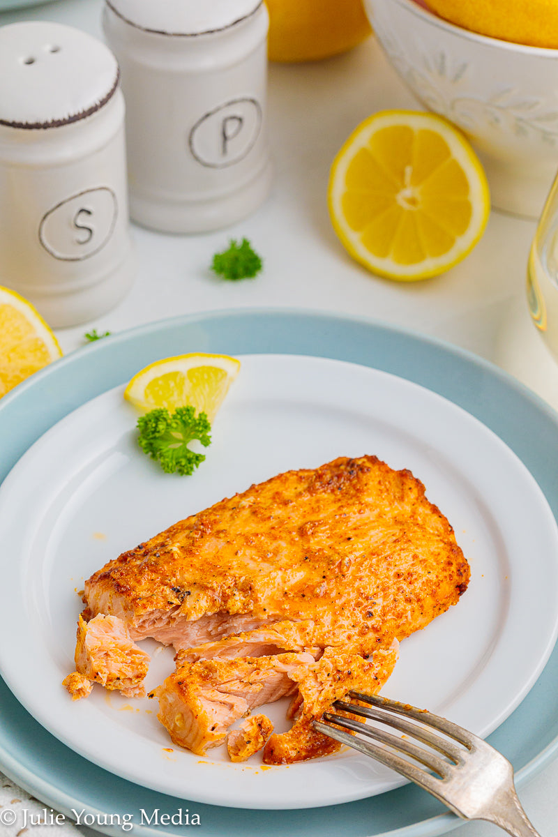 BUNDLE! Air Fryer Frozen Salmon + Lemon Butter Sauce (Beurre Blanc)