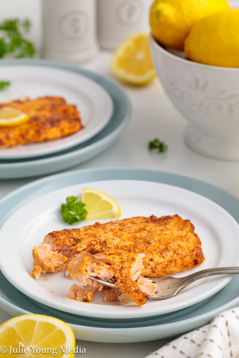 BUNDLE! Air Fryer Frozen Salmon + Lemon Butter Sauce (Beurre Blanc)